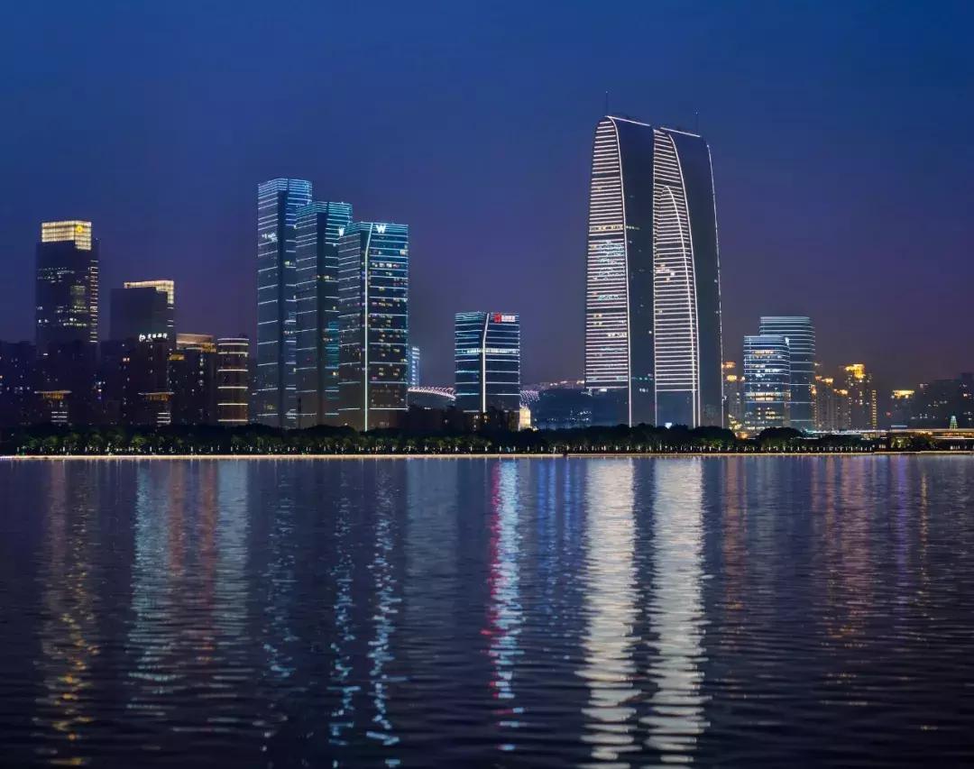 如果酒店也有潮牌，一定非苏州这家莫属！踏进的第一步就会开心