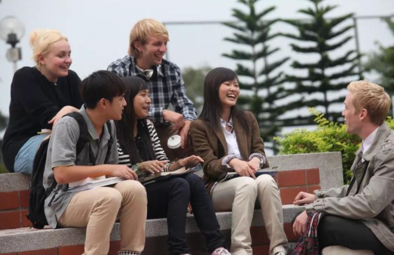 出国真的是捷径吗,出国留学真的那么好吗