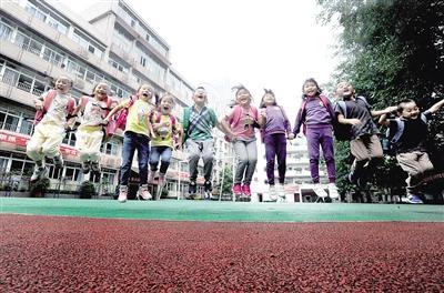 渝中区的学校除了“三巨头”，还有“三剑客”也牛得很