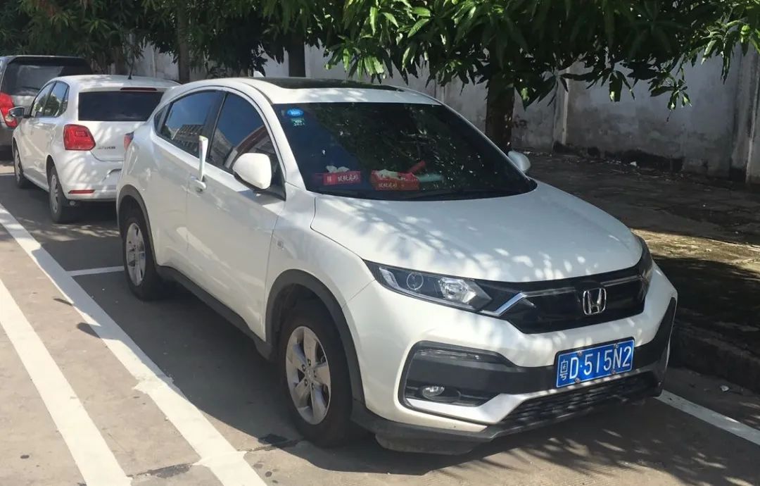 逆向停车名单及图片,曝光违法停车名单