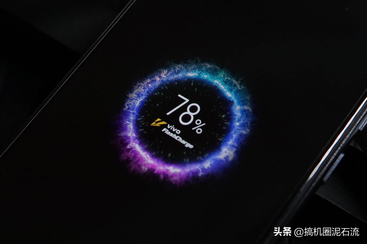 2000性价比最高的iq手机,2000iqooneo系列最值得入手的手机