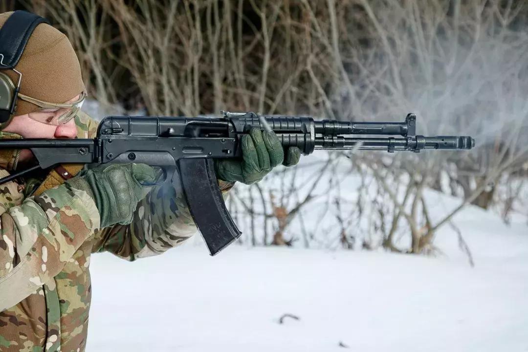 俄罗斯现役装备最新步枪,俄罗斯威力超强的步枪