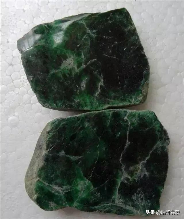 翡翠石藓和飘花怎么区分,翡翠手镯有癣跟飘花区别