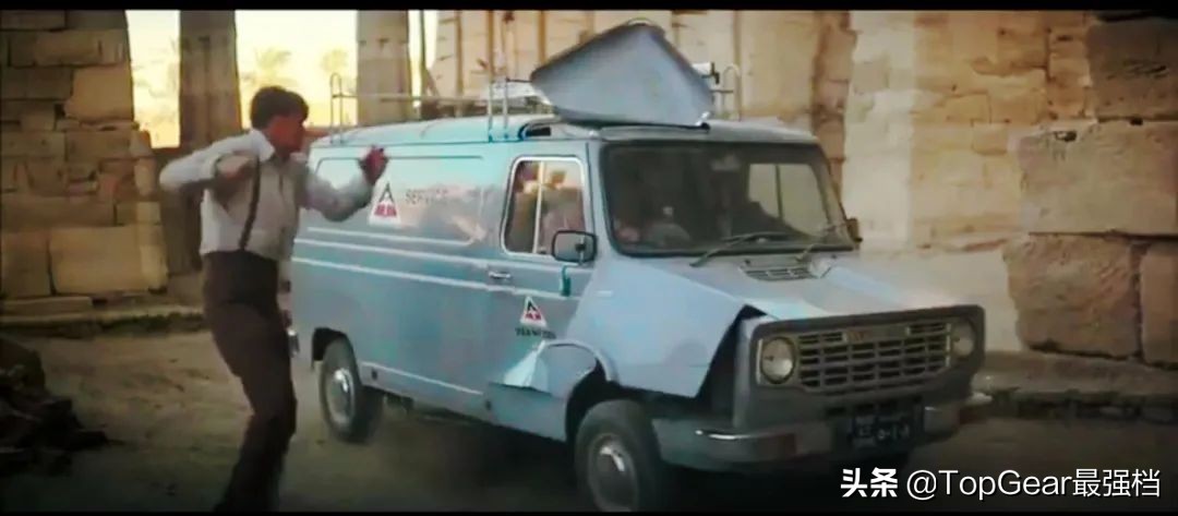 007座驾阿斯顿马丁,邦德路特斯