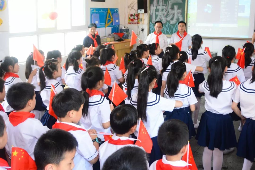 巴州三小六一儿童节,文化路第三小学喜迎六一