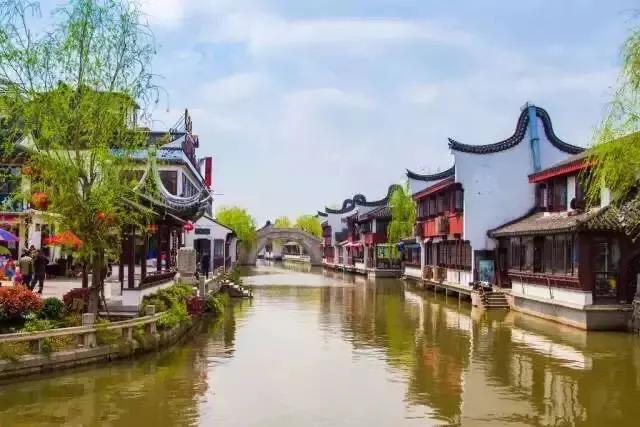 上海站到上海新国际博览中心地铁,上海地铁沿线景点排名