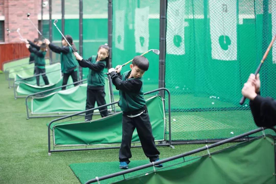 探校|金水区这家私立小学，竟敢说分数、兴趣双保证！