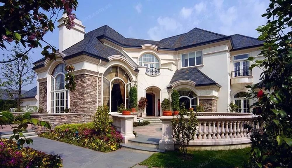 别再见女的就喊美女,见房子就称豪宅,盘一盘上海真正豪宅产品系