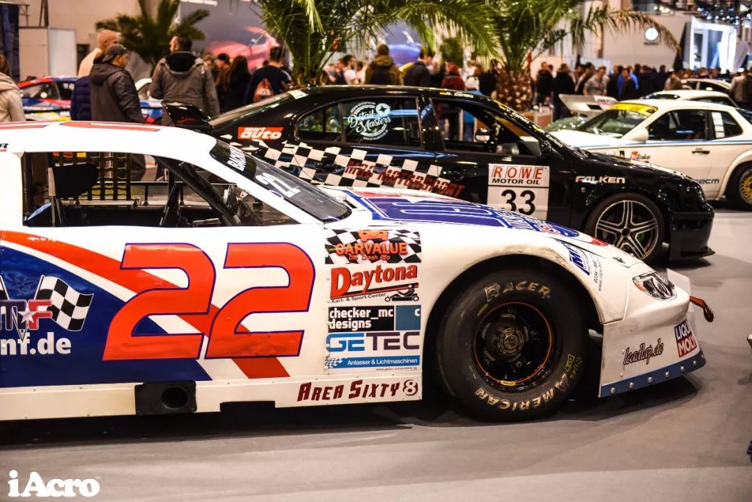 iAcroNavi——德国埃森改装车展之眼花缭乱上篇