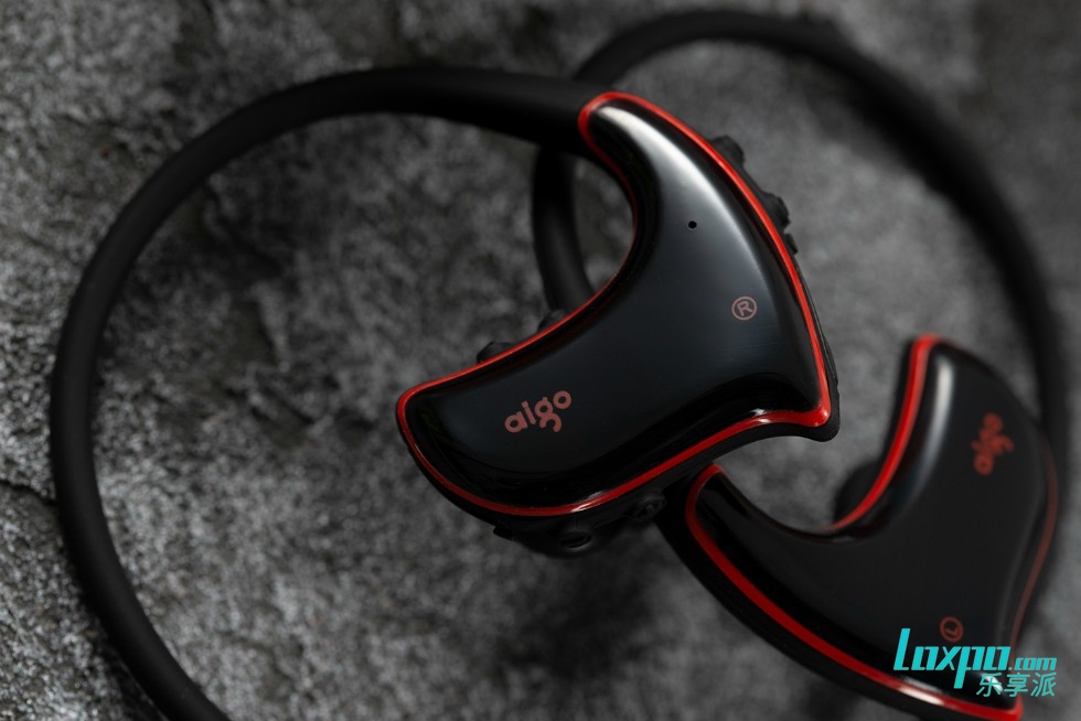 双模一键切换，爱国者无线运动蓝牙*放播**器体验