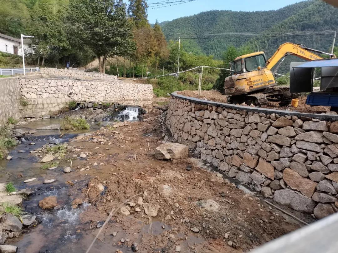 安吉的竹海村落,安吉竹海附近的村子