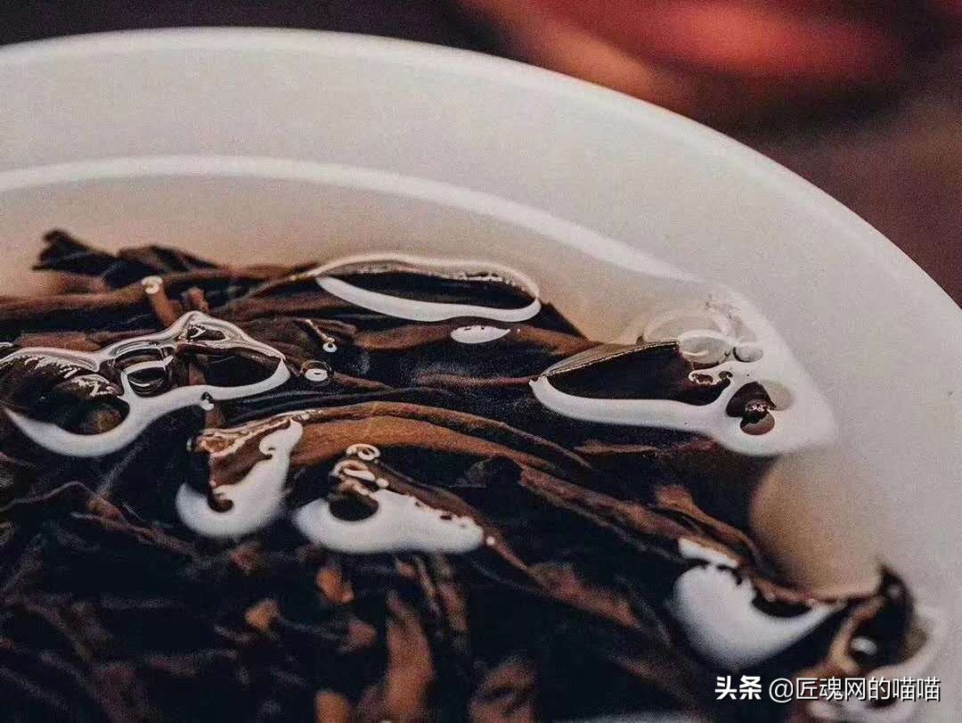 二次杀青的茶,为什么有的茶杀青很淡