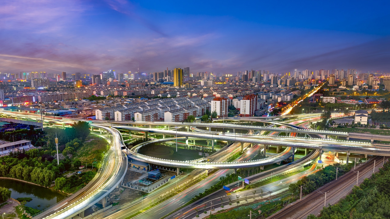 食宿全免五险一金待遇,吃住免费工资高厂