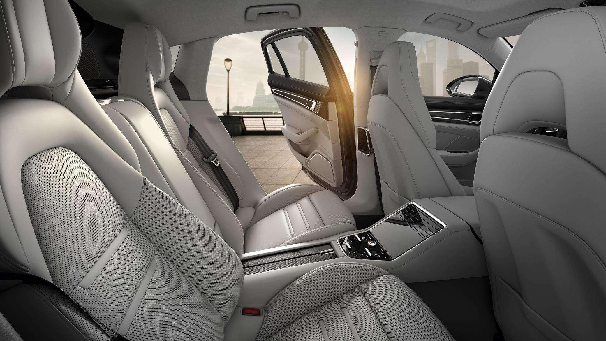 中国顾客不爱“新车味儿”福特汽车设法去除美国人:很好闻啊!