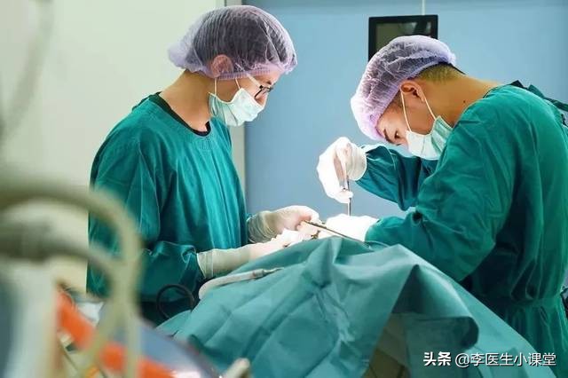 肠癌的6个早期症状治疗方法,肠癌来临前会先经历哪三个症状呢