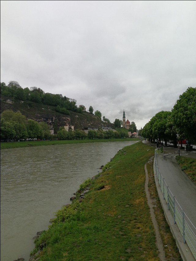雨中奥地利乡村风景,奥地利小镇美景