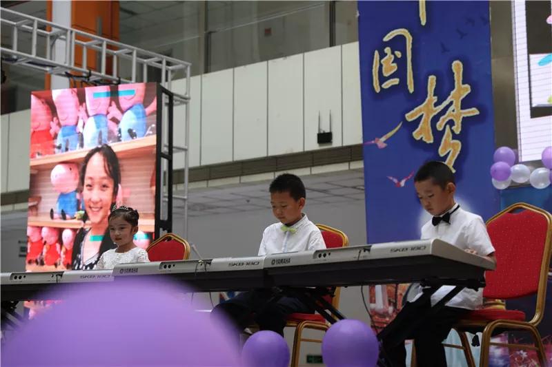 双排键演奏一个人的感觉,双排键演奏会音乐会