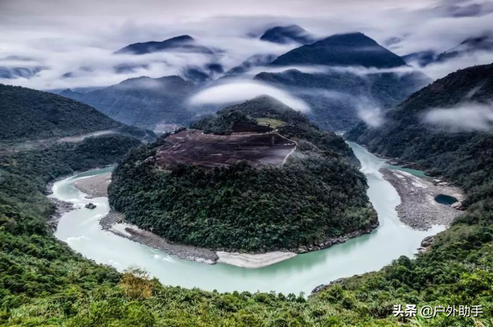 国内十大经典徒步路线,十大户外经典驴友线路