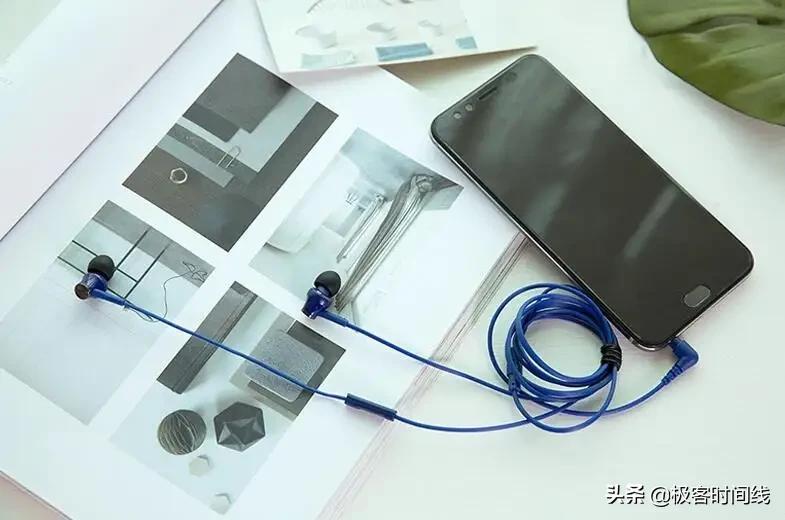 感受清晰细腻音质,实用有线入耳式耳机推荐