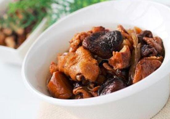 香菇鸡肉煲怎么做好吃又简单,鸡肉香菇煲鸡汤做法大全