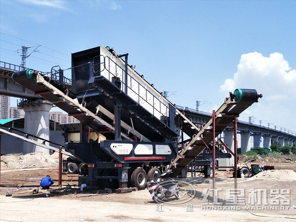 破碎设备移动站,大型煤炭破碎机多少钱一台