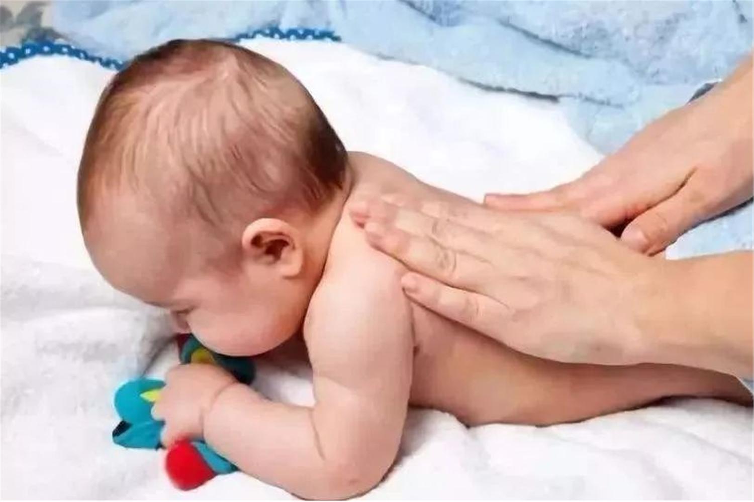 家中有宝宝总有屎臭味,家里有汗脚臭脚的宝宝