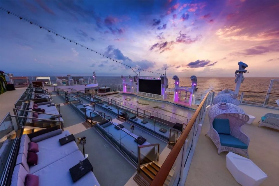 世界梦号邮轮全图,全球最大海上超级城堡