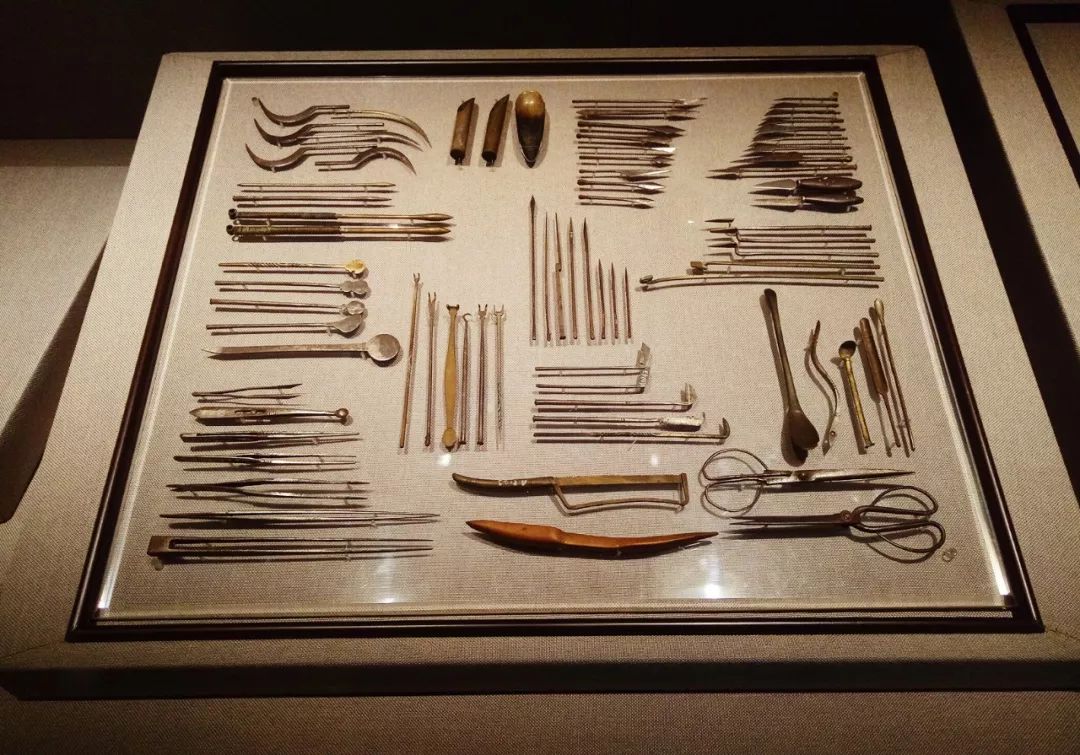 趣闻|祛疤？补唇？假体？古代也有整容术？