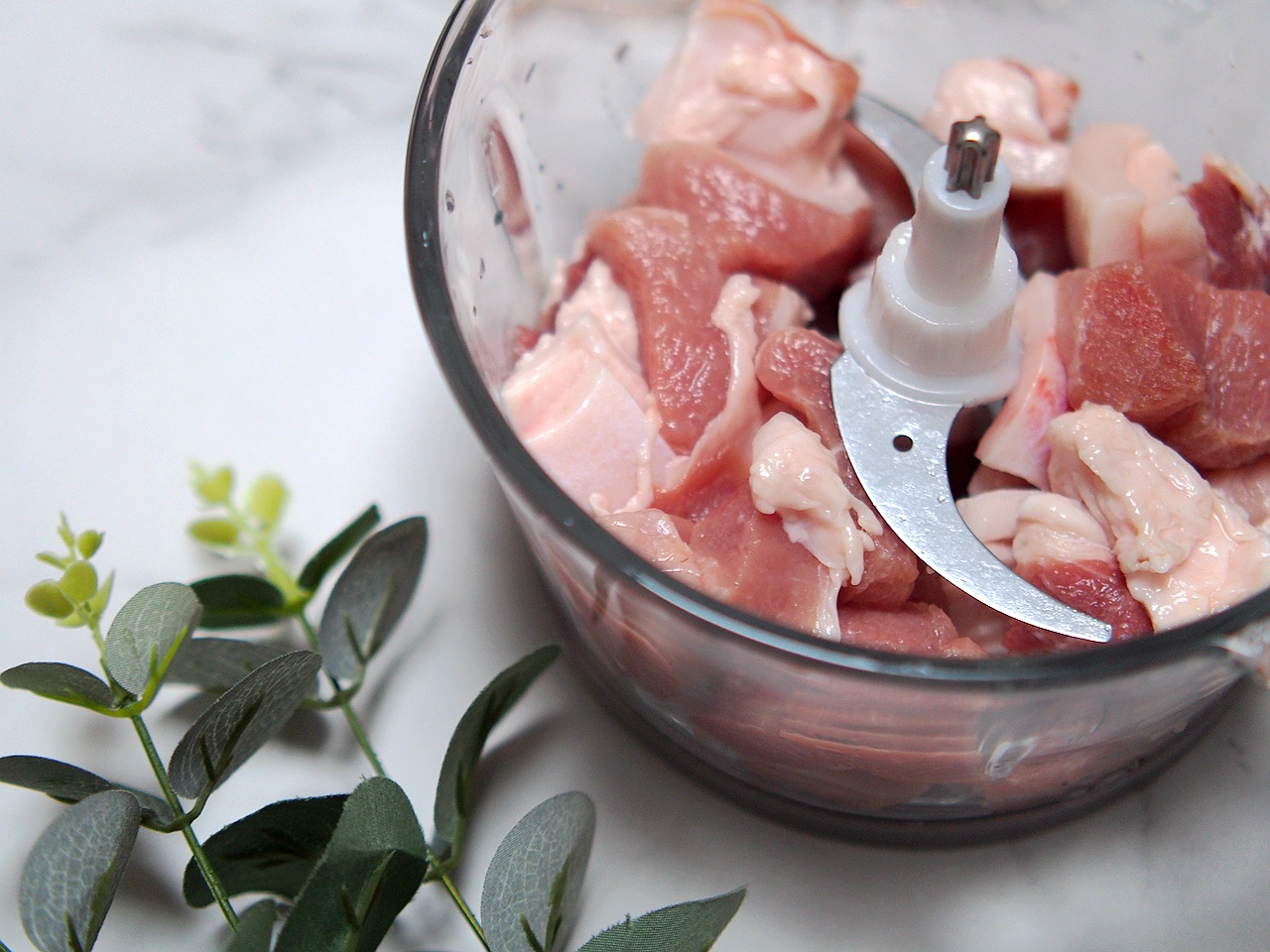 大功率家用饺子馅绞肉机,绞肉机小型家庭厨房必备