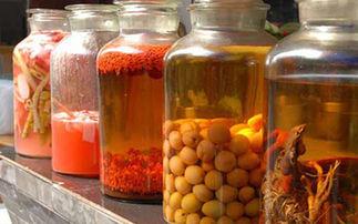 哪种粮食酒泡果酒最好,果酒酒曲酿造