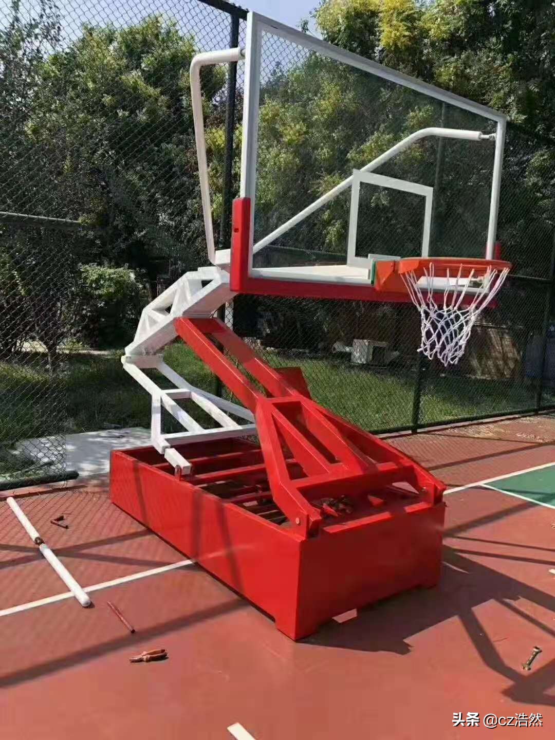 固定式篮球架安装注意事项,液压篮球架怎么调节高度
