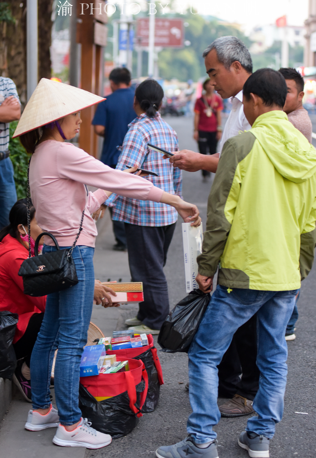 越南东兴自驾游视频,中越东兴旅行视频