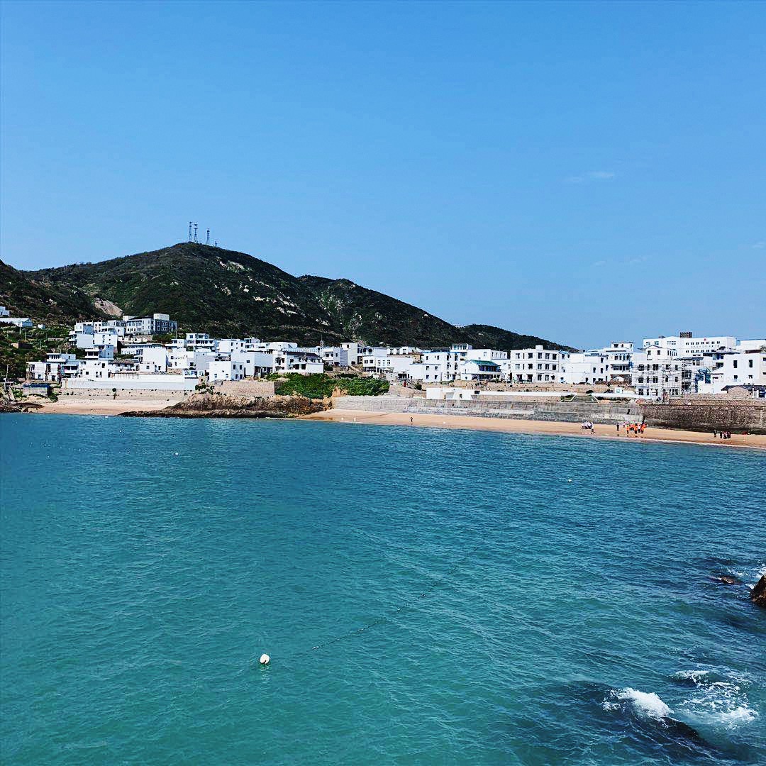 圣托里尼海岛旅游攻略,圣托里尼的绝美海岛