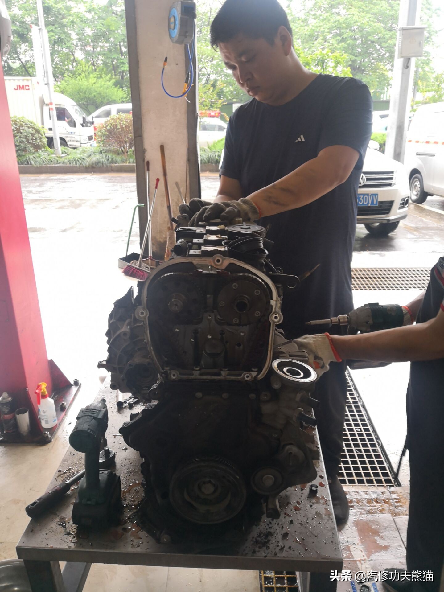 大众夏朗烧机油用什么燃油宝,2012款夏朗2.0t烧机油怎么处理