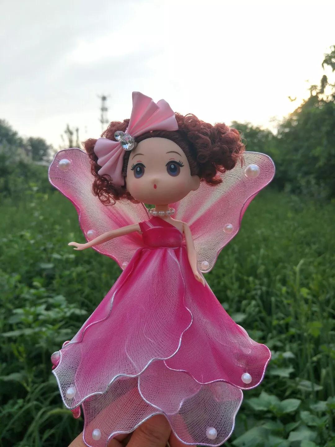 袜子给芭比娃娃做古风裙子,把芭比娃娃穿在身上