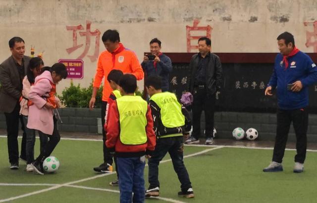 单场打进五球的球员,河南建业足球比赛直播2019