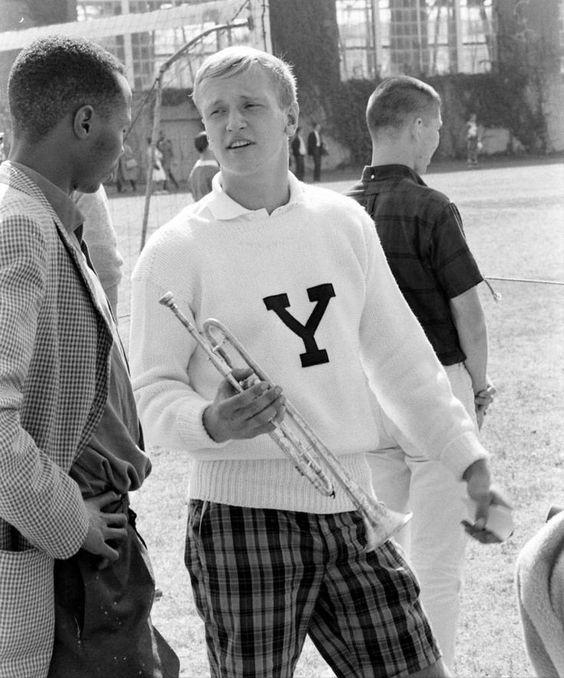 这件迈克尔杰克逊都爱穿的夹克，竟是男士春日的最佳选择？