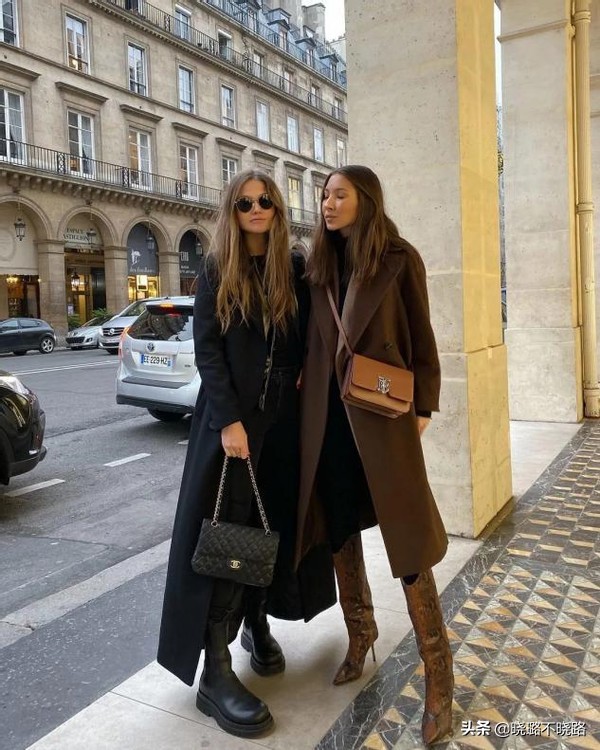 双面羊绒大衣搭配什么裤子好中款,羊绒大衣怎么搭配裤子和打底好看