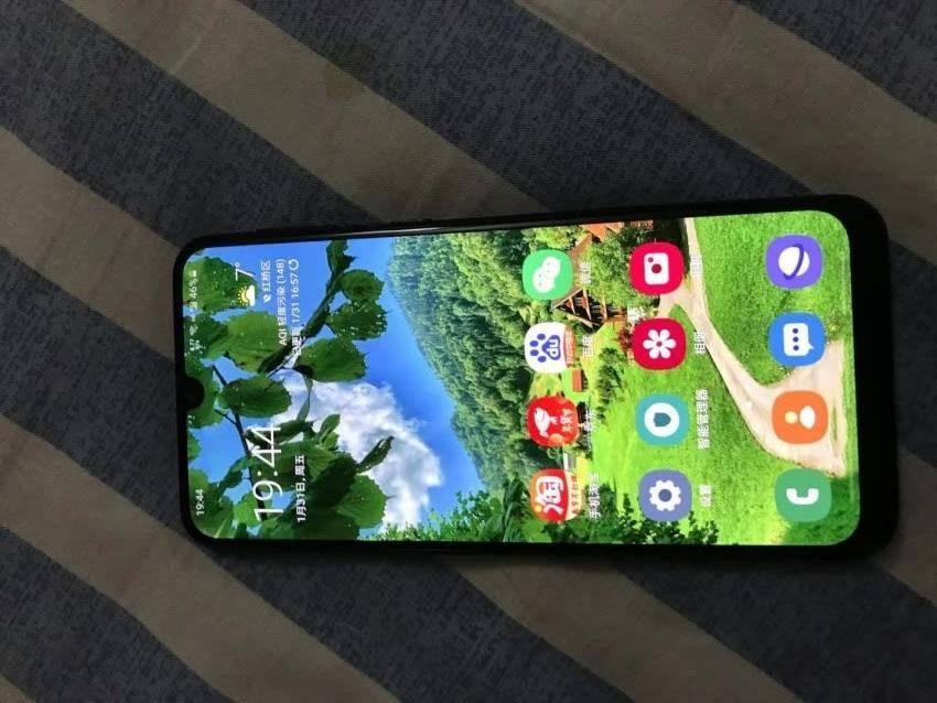 三星爆发了，6000mAh+4800万像素，网友：这电池真猛