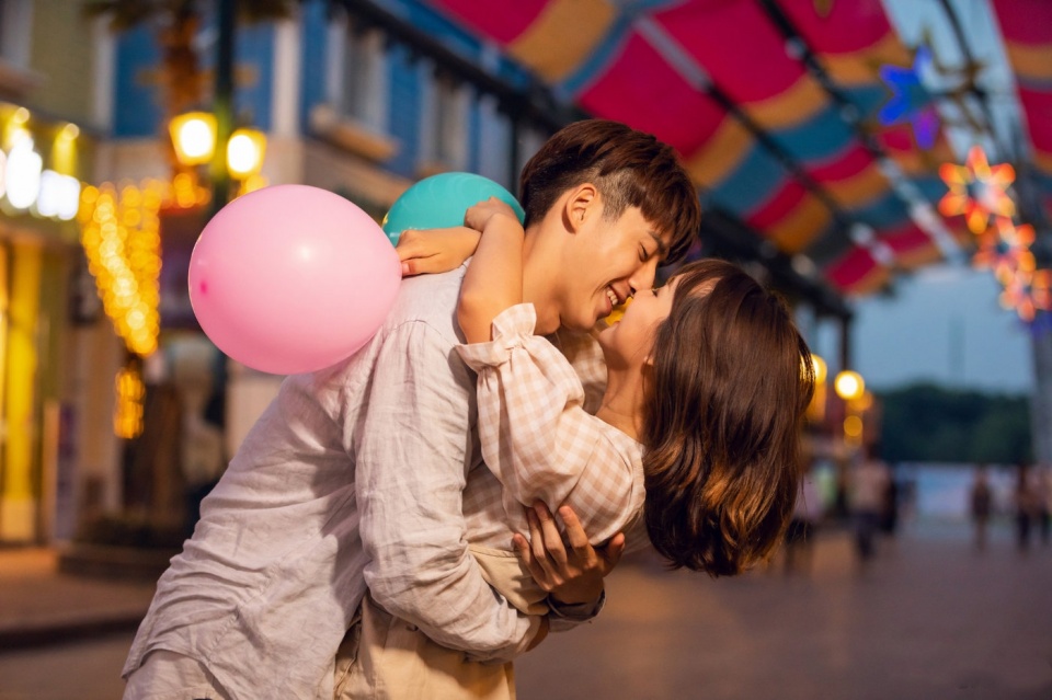 双子座和巨蟹座哪个更适合狮子女,12星座宠老婆大排行巨蟹座最意外