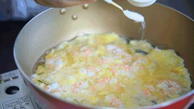 虾仁滑蛋做法简单口感滑嫩鲜,虾仁的9种吃法虾仁滑蛋