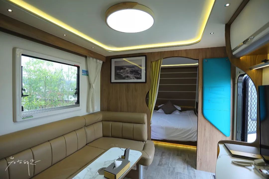 房车露营旅行推荐,自驾出游露营野炊房车营地