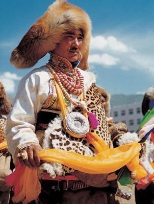 安多藏族,安多藏族服装