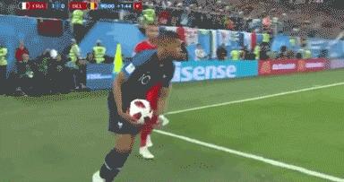 姆巴佩在足球界什么水平,24岁的姆巴佩已创造足坛的神话