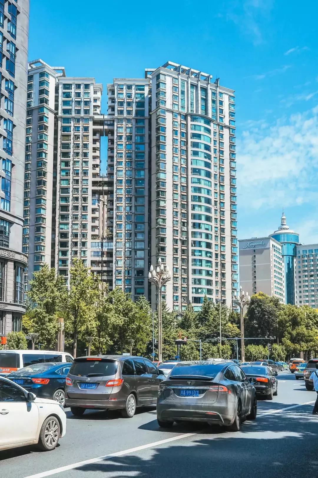 荷花池vs春熙路,成都荷花池攻略技巧