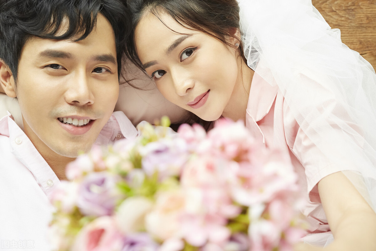 年轻人没钱就没资格娶老婆吗？金钱并不是结婚的绝对资格