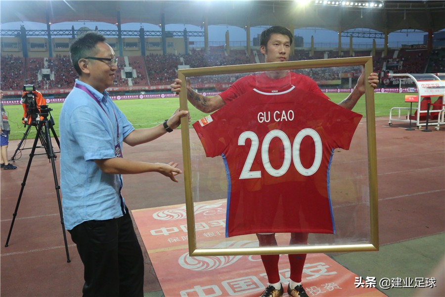 喜欢吃烩面的顾操:曾拒绝家乡球队邀请,退役后还想在建业工作