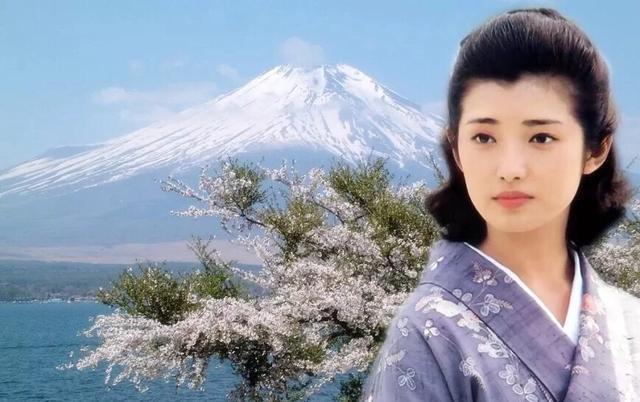 山口百惠和她的两个儿子,山口百惠21岁1980年隐退纪录