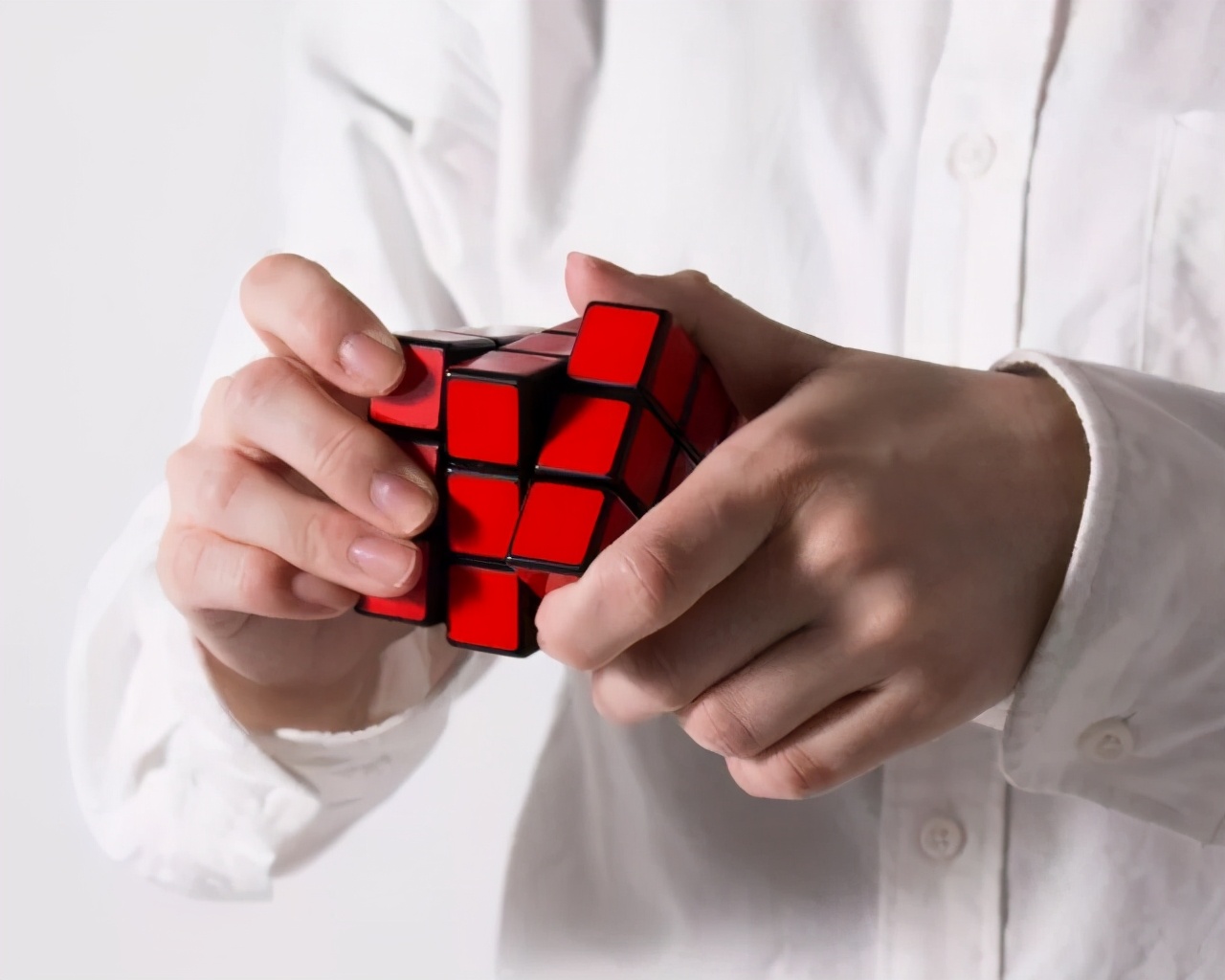 日本95后小哥靠“无用”设计走红！网友：好变态好喜欢