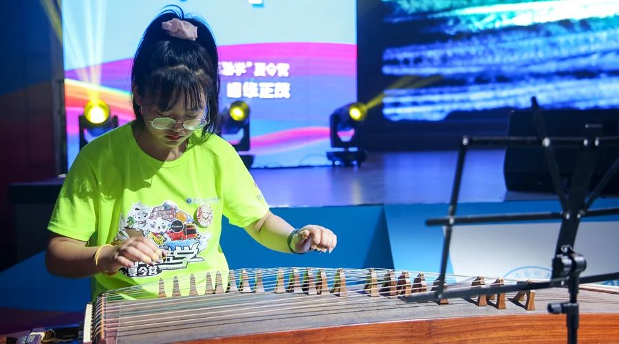 酷玩酷学艺术研学夏令营,酷学酷玩夏令营